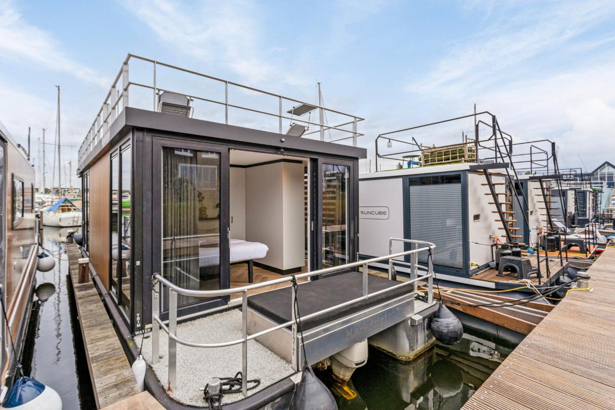 Luxurious Waterloft Near Beach And Centre By Weltevreden Experience Zeewolde Kültér fotó