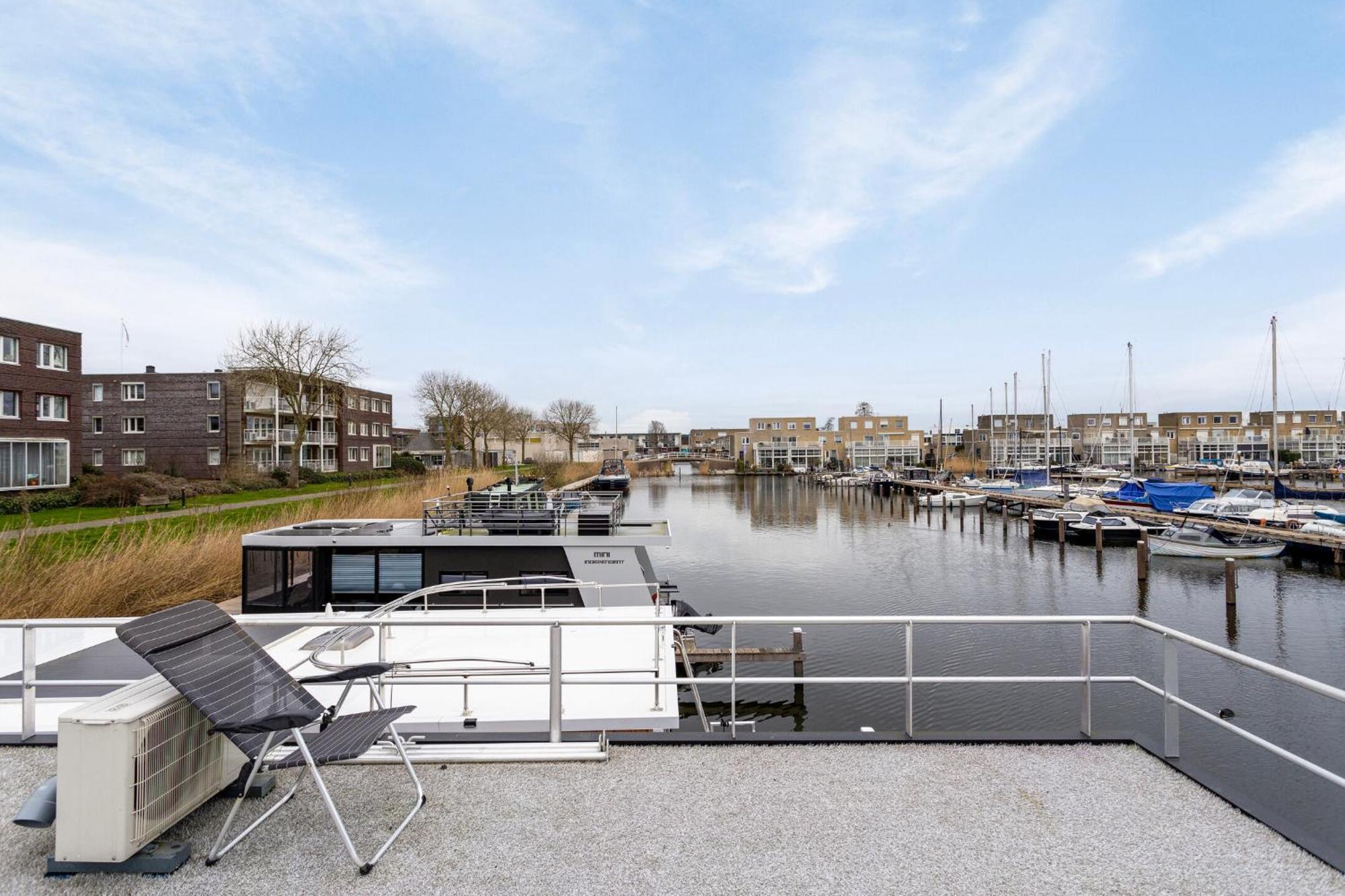 Luxurious Waterloft Near Beach And Centre By Weltevreden Experience Zeewolde Kültér fotó
