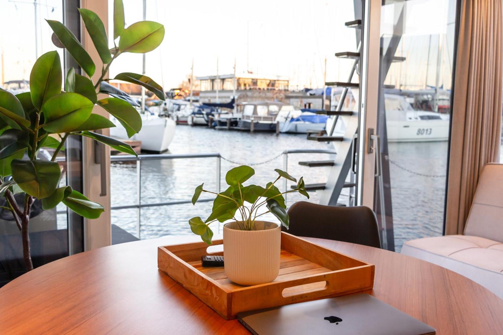 Luxurious Waterloft Near Beach And Centre By Weltevreden Experience Zeewolde Kültér fotó