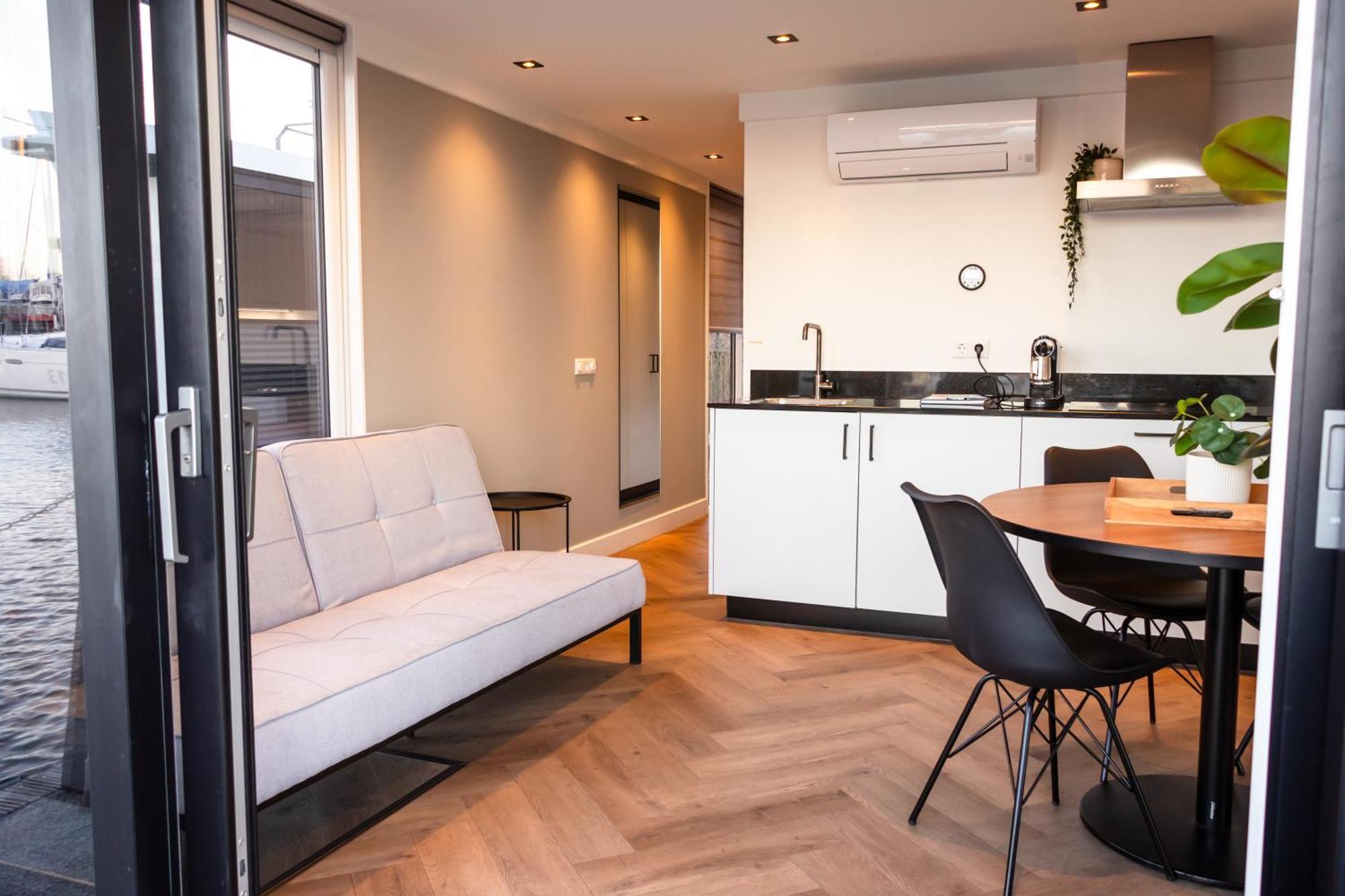 Luxurious Waterloft Near Beach And Centre By Weltevreden Experience Zeewolde Kültér fotó